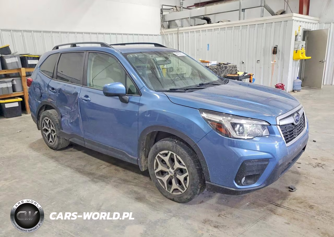 2019 Subaru Forester Premium VIN:JF2SKAEC8KH428108 - 4