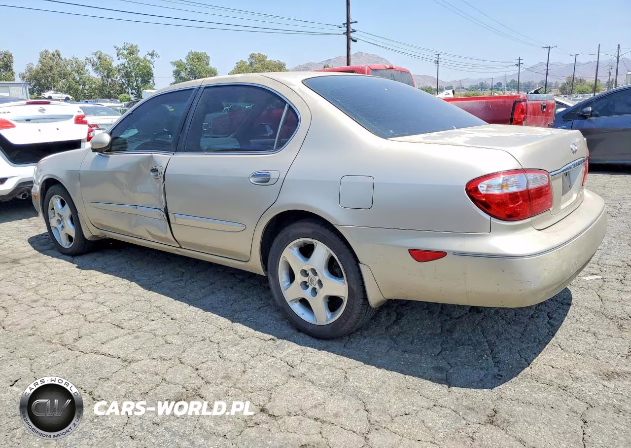 2000 Infiniti I30 Base VIN:JNKCA31A9YT121489 - 2