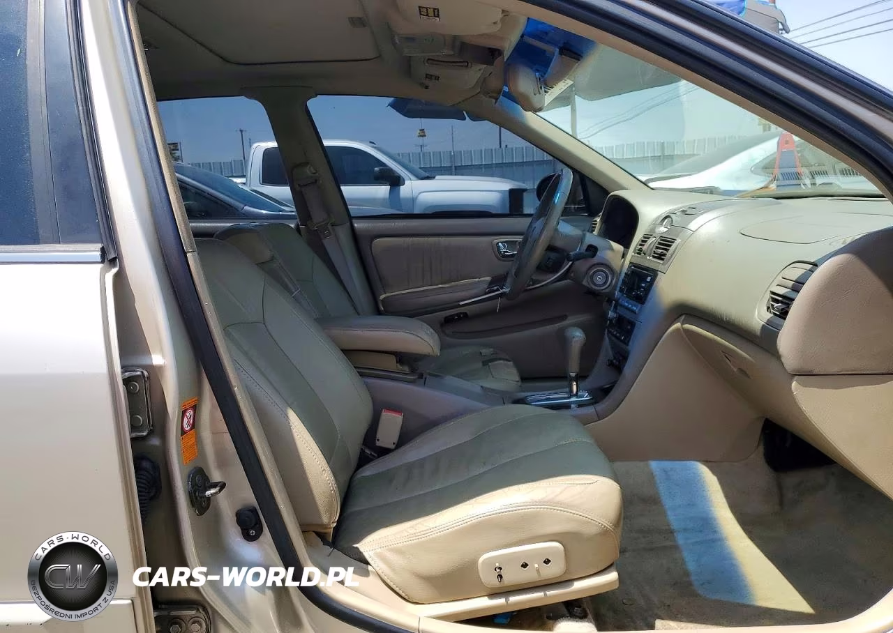 2000 Infiniti I30 Base VIN:JNKCA31A9YT121489 - 7