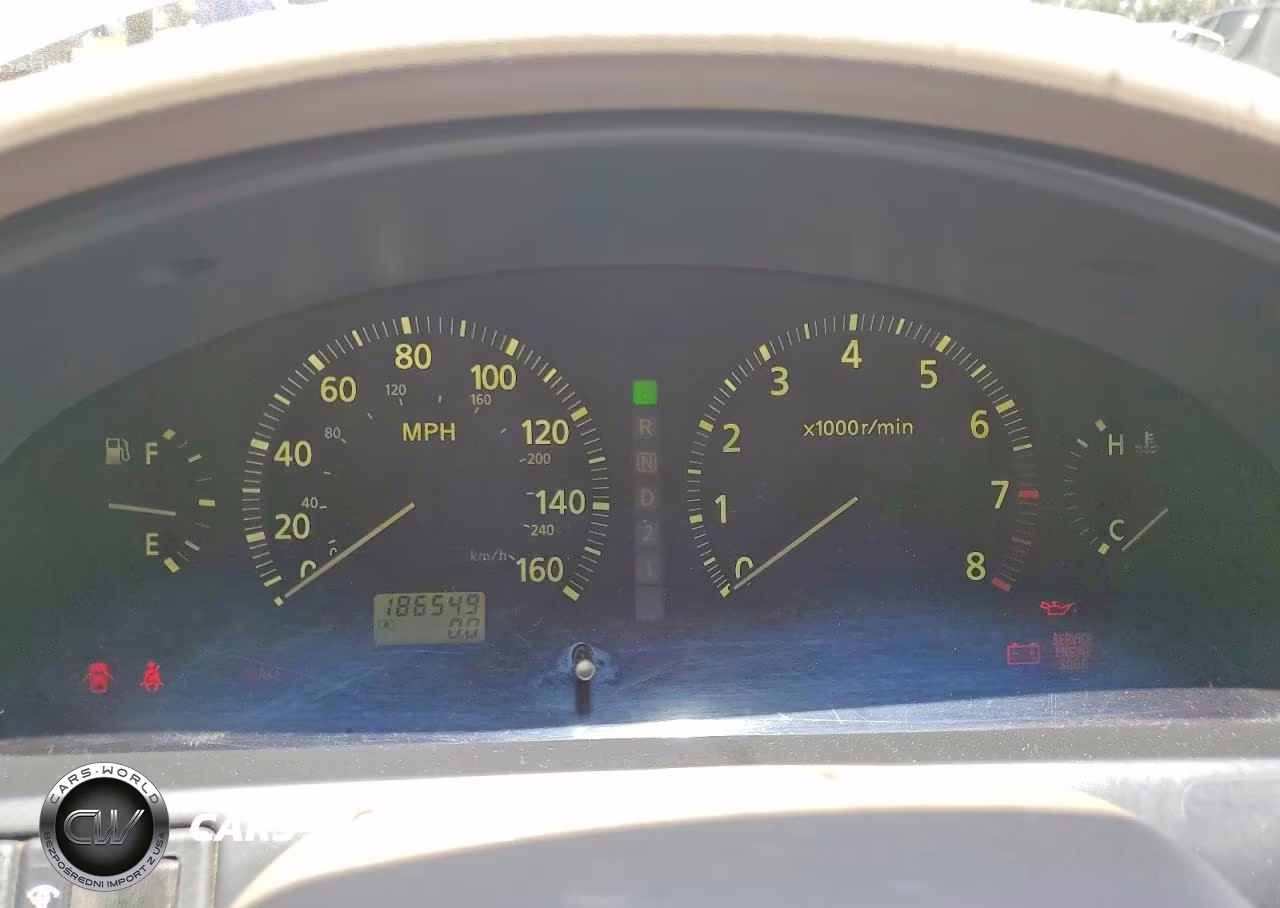 2000 Infiniti I30 Base VIN:JNKCA31A9YT121489 - 9