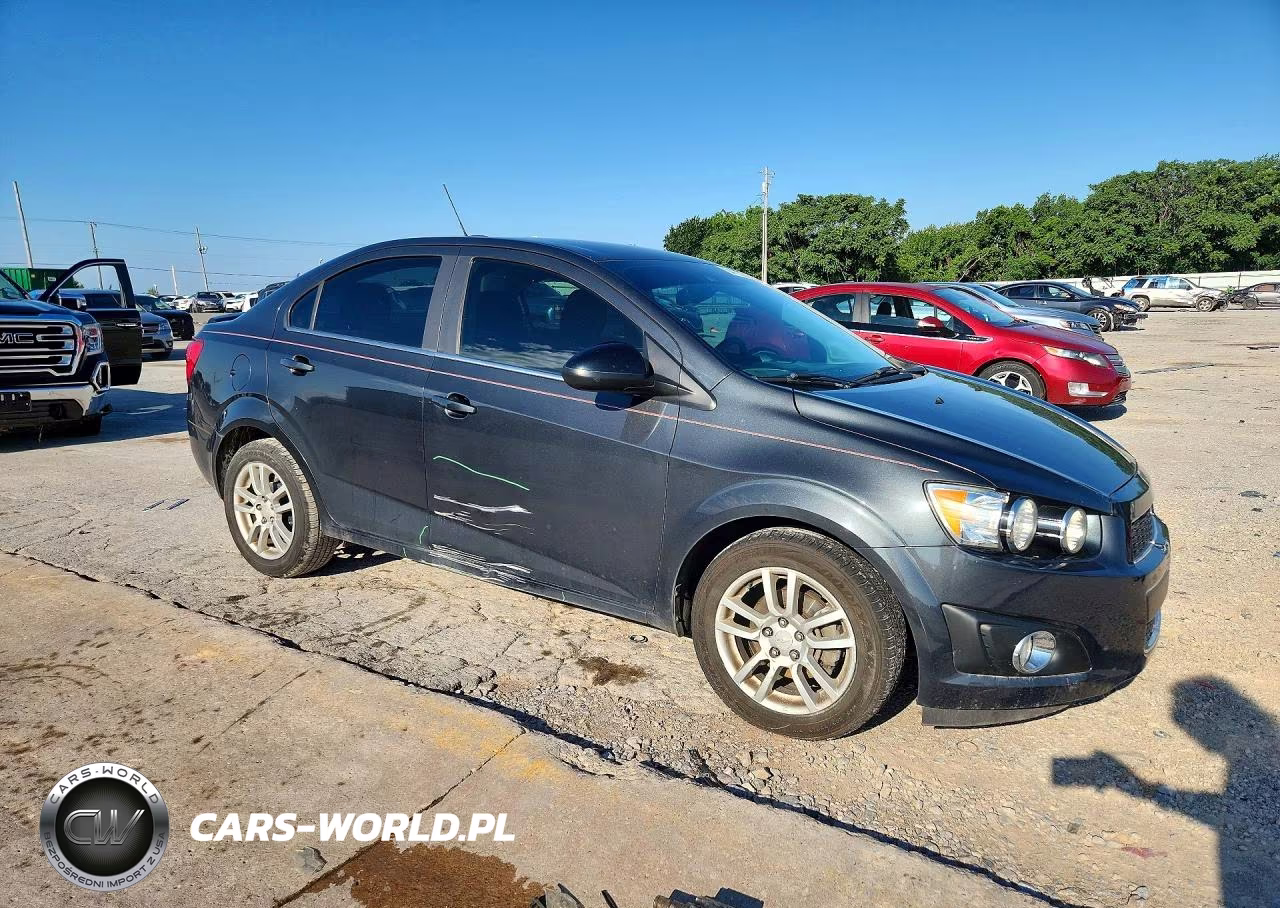 2015 Chevrolet Sonic Lt VIN:1G1JC5SH7F4157823 - 4