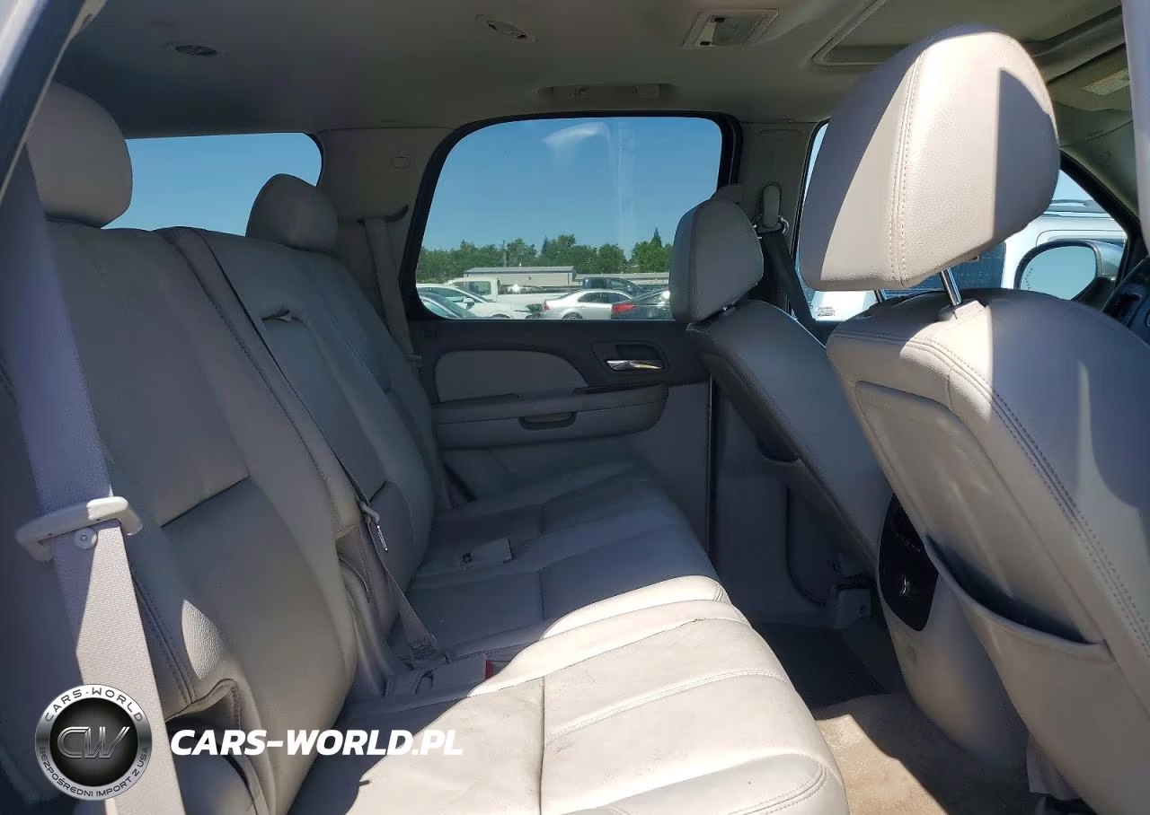 2008 GMC Yukon VIN:1GKFK13008R263056 - 11