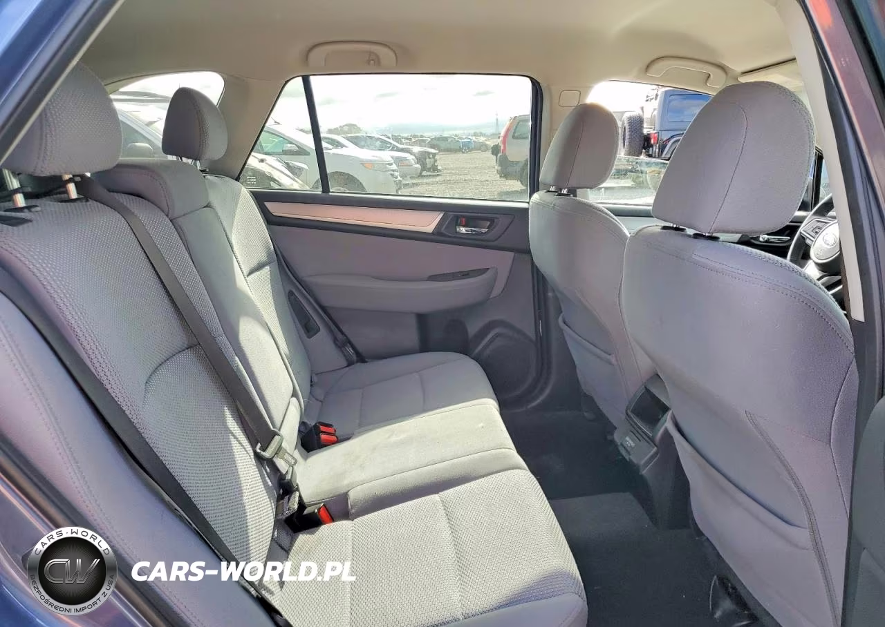 2018 Subaru Outback 2.5I Premium VIN:4S4BSAFC8J3378721 - 11