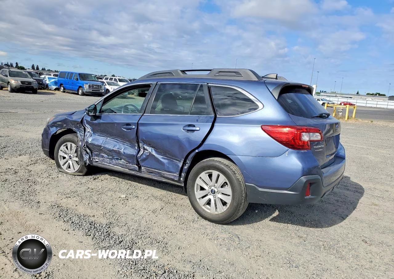 2018 Subaru Outback 2.5I Premium VIN:4S4BSAFC8J3378721 - 2
