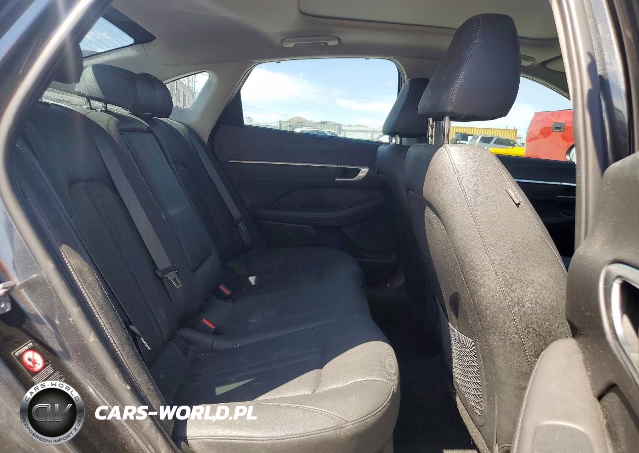 2023 Hyundai Sonata Hybrid Limited VIN:KMHL54JJ0PA070028 - 10