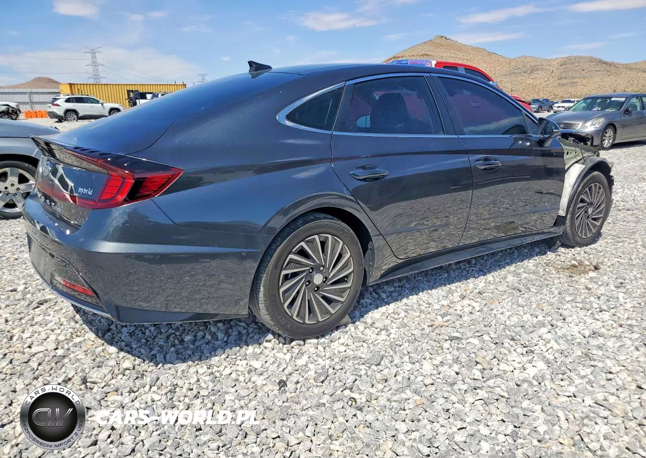 2023 Hyundai Sonata Hybrid Limited VIN:KMHL54JJ0PA070028 - 3