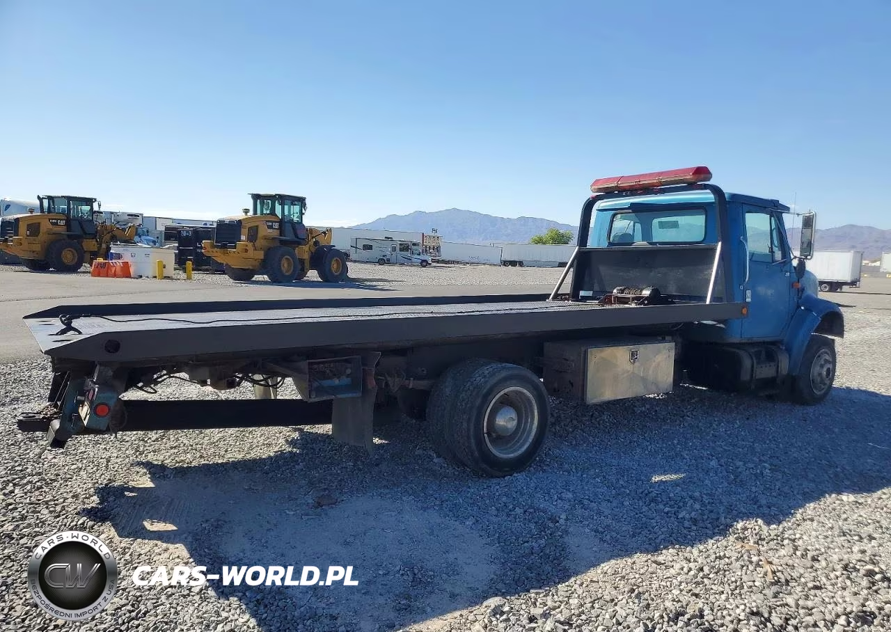 1998 International 4000 4700 VIN:1HTSCABM6WH562987 - 4