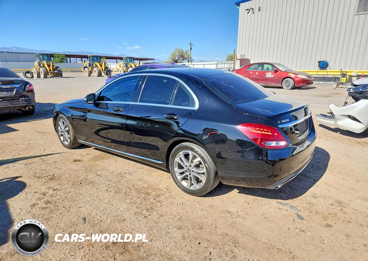 2017 Mercedes-Benz C 300 VIN:55SWF4JBXHU217986 - 2
