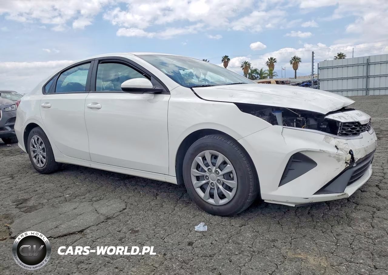 2024 Kia Forte Lx VIN:3KPF24AD2RE822347 - 4