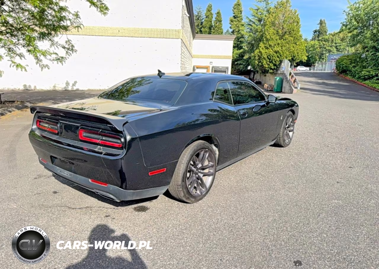 2020 Dodge Challenger R-T Scat Pack VIN:2C3CDZFJXLH109463 - 4