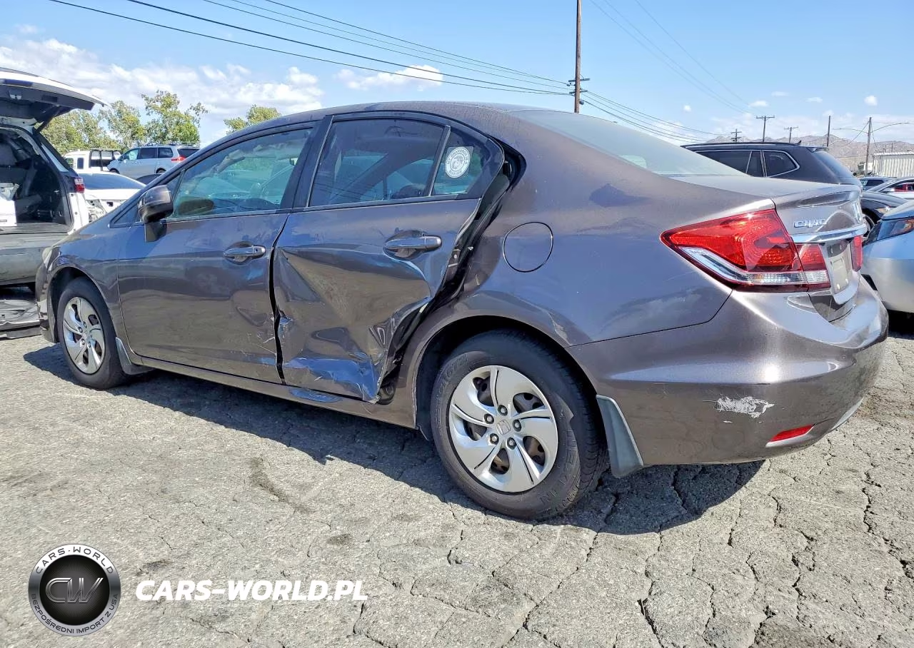 2015 Honda Civic VIN:19XFB2F57FE101104 - 2