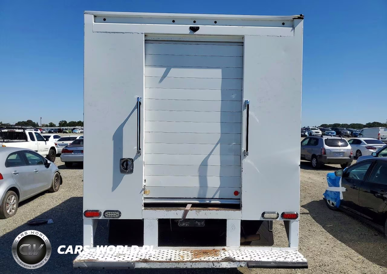 2015 Chevrolet Express G4500 VIN:1GB6G5CG9F1127042 - 6