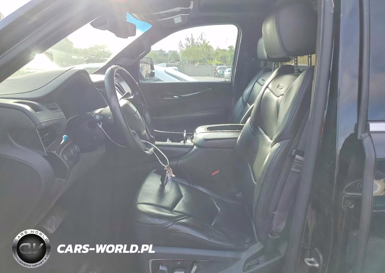 2015 Cadillac Escalade Platinum VIN:1GYS4PKJ4FR733999 - 7