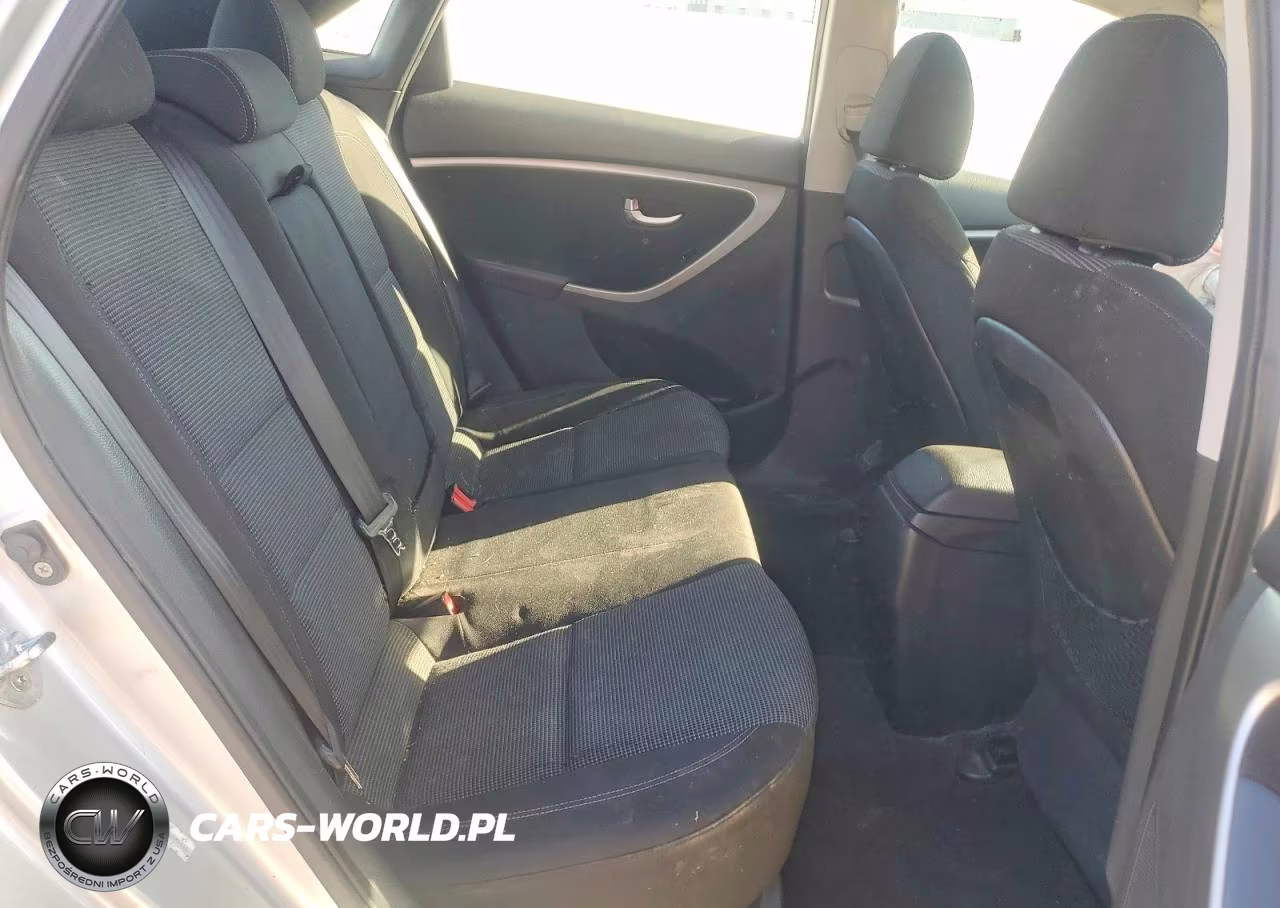 2013 Hyundai Elantra Gt Base VIN:KMHD35LE1DU082540 - 10