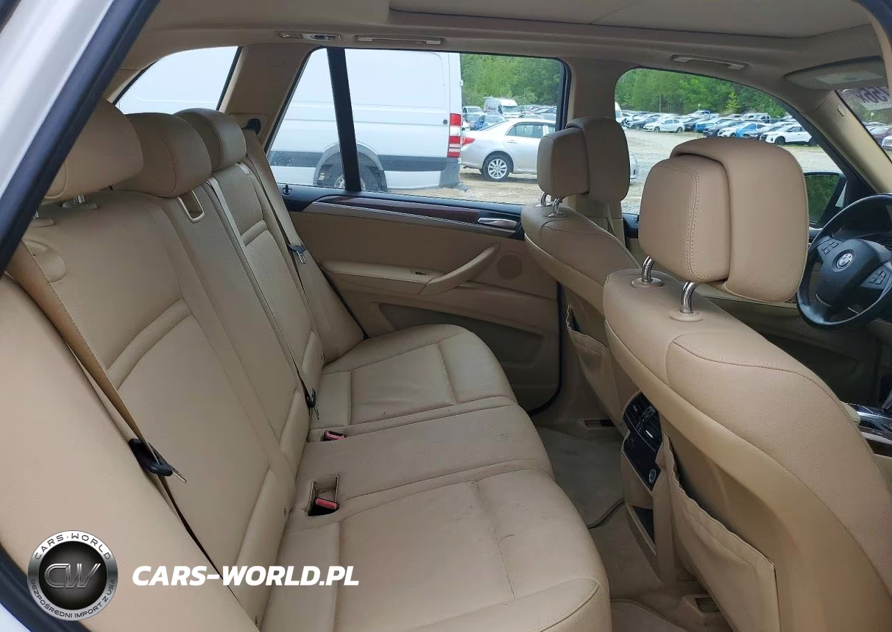 2012 BMW X5 xDrive35I VIN:5UXZV4C51CL755019 - 11