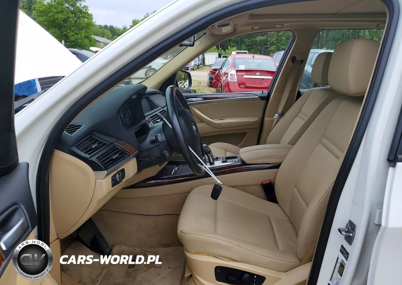 2012 BMW X5 xDrive35I VIN:5UXZV4C51CL755019 - 7