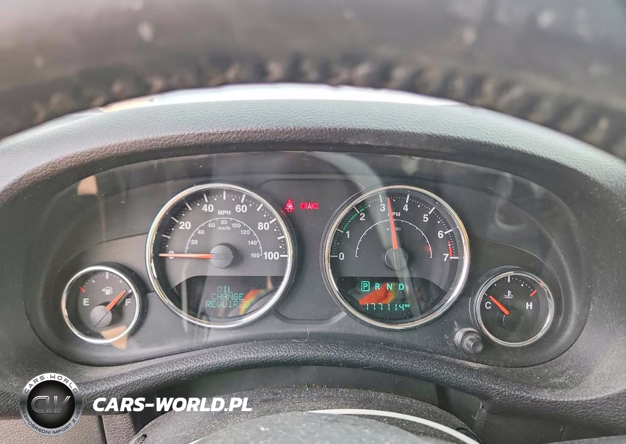 2018 Jeep Wrangler Sport VIN:1C4AJWAG9JL829228 - 9