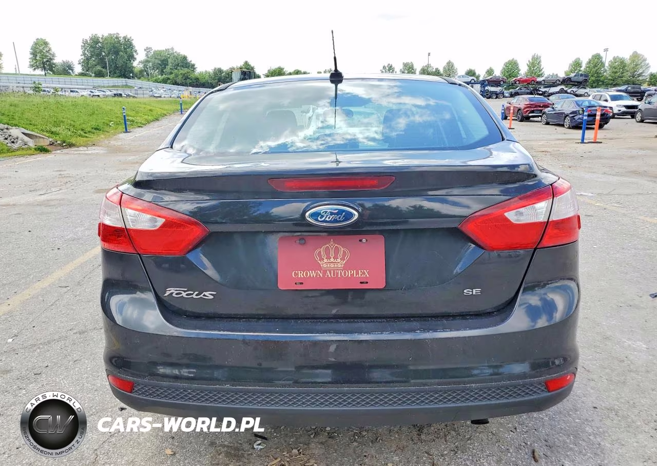 2012 Ford Focus Se VIN:1FAHP3F24CL127870 - 6