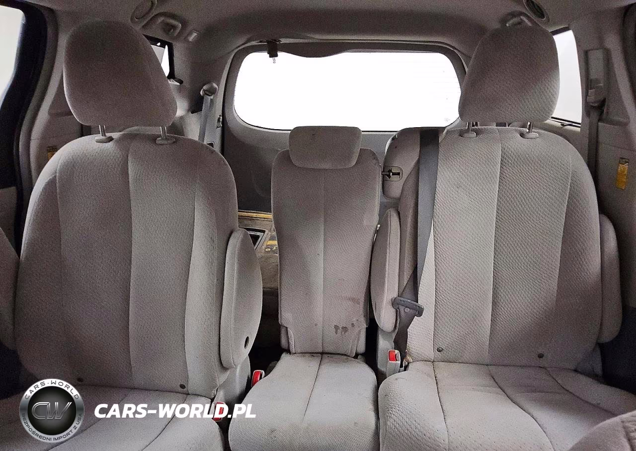 2014 Toyota Sienna Le VIN:5TDKK3DC5ES456430 - 10