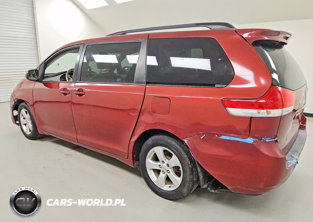 2014 Toyota Sienna Le VIN:5TDKK3DC5ES456430 - 2
