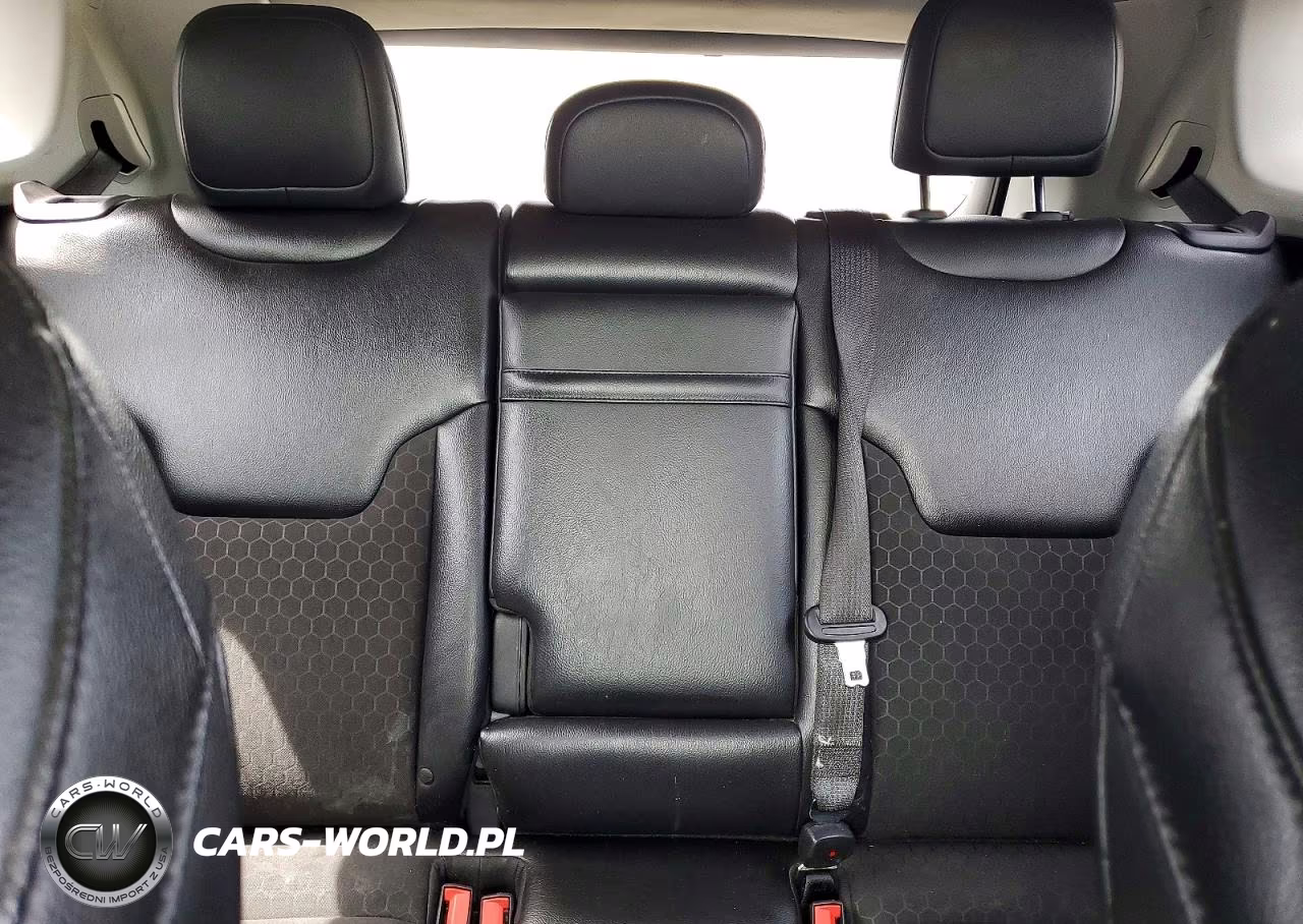 2018 Jeep Compass Latitude VIN:3C4NJCBBXJT339386 - 10