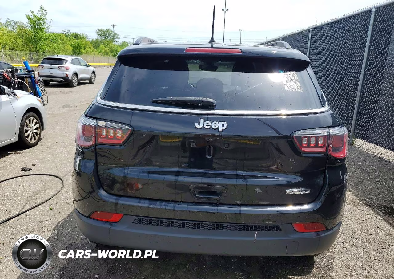 2018 Jeep Compass Latitude VIN:3C4NJCBBXJT339386 - 6