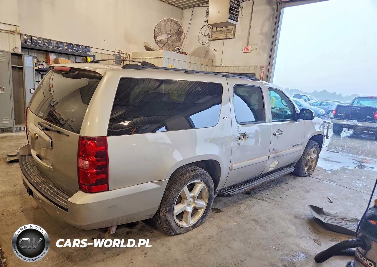 2007 Chevrolet Suburban C1500 VIN:3GNFC16J87G209796 - 3