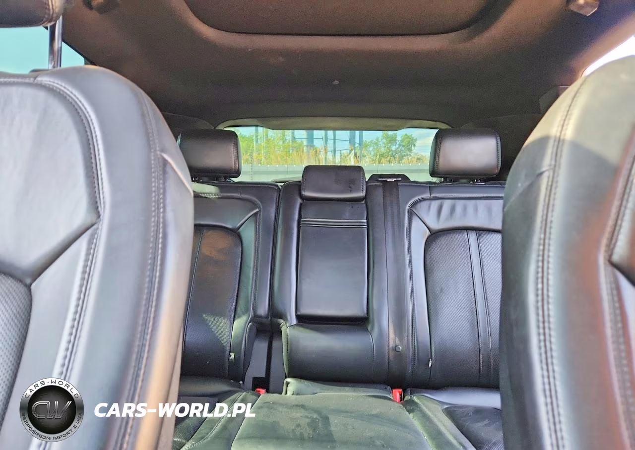 2019 Lincoln Nautilus Reserve VIN:2LMPJ6L91KBL23239 - 10
