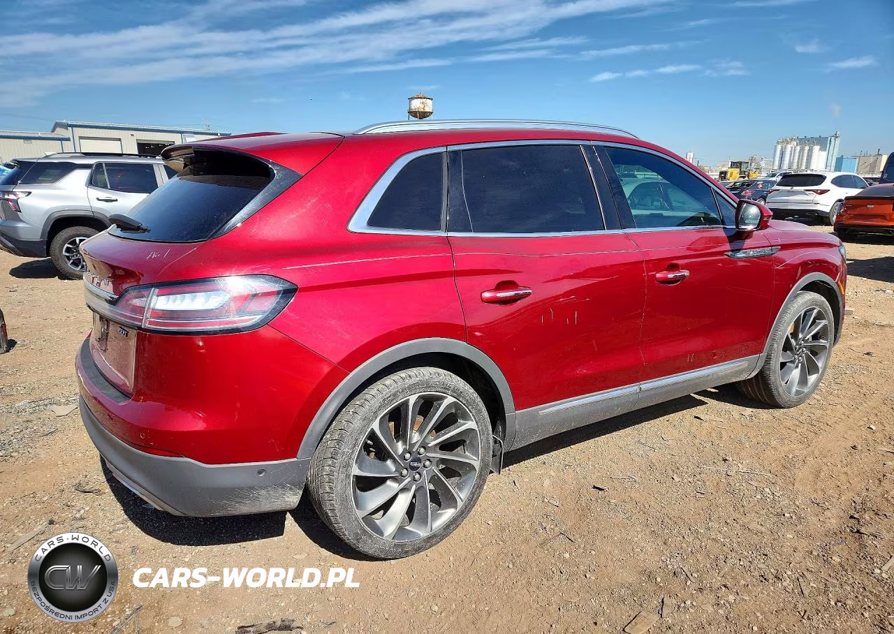 2019 Lincoln Nautilus Reserve VIN:2LMPJ6L91KBL23239 - 3
