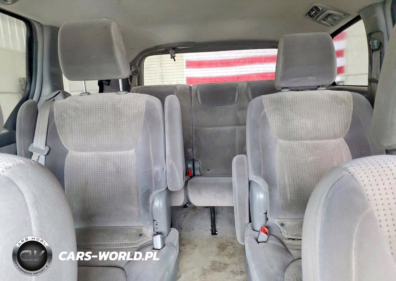 2010 Toyota Sienna Le 7-Passenger VIN:5TDKK4CC2AS336361 - 10