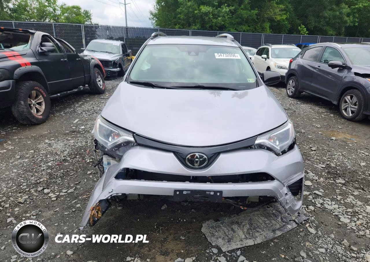 2018 Toyota Rav4 Le VIN:2T3BFREV8JW717596 - 5