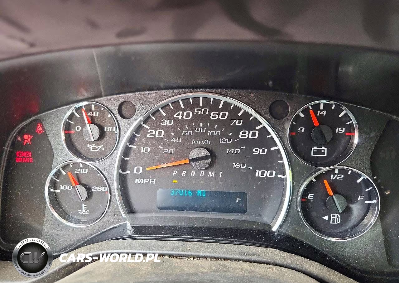 2016 Chevrolet Express 3500 VIN:1GB3GTCG6G1315073 - 9