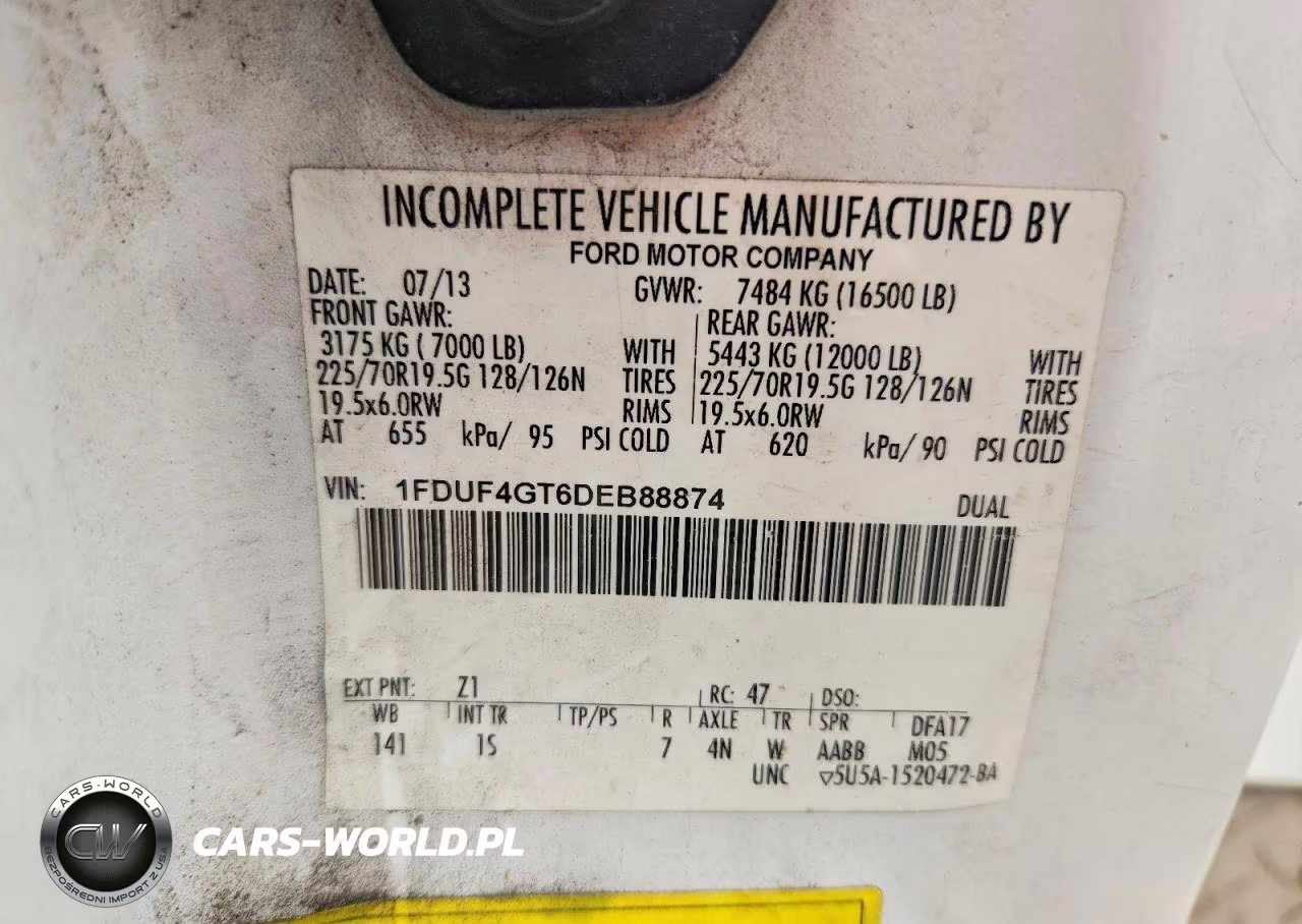 2013 Ford F450 Super Duty Bucket Truck VIN:1FDUF4GT6DEB88874 - 12