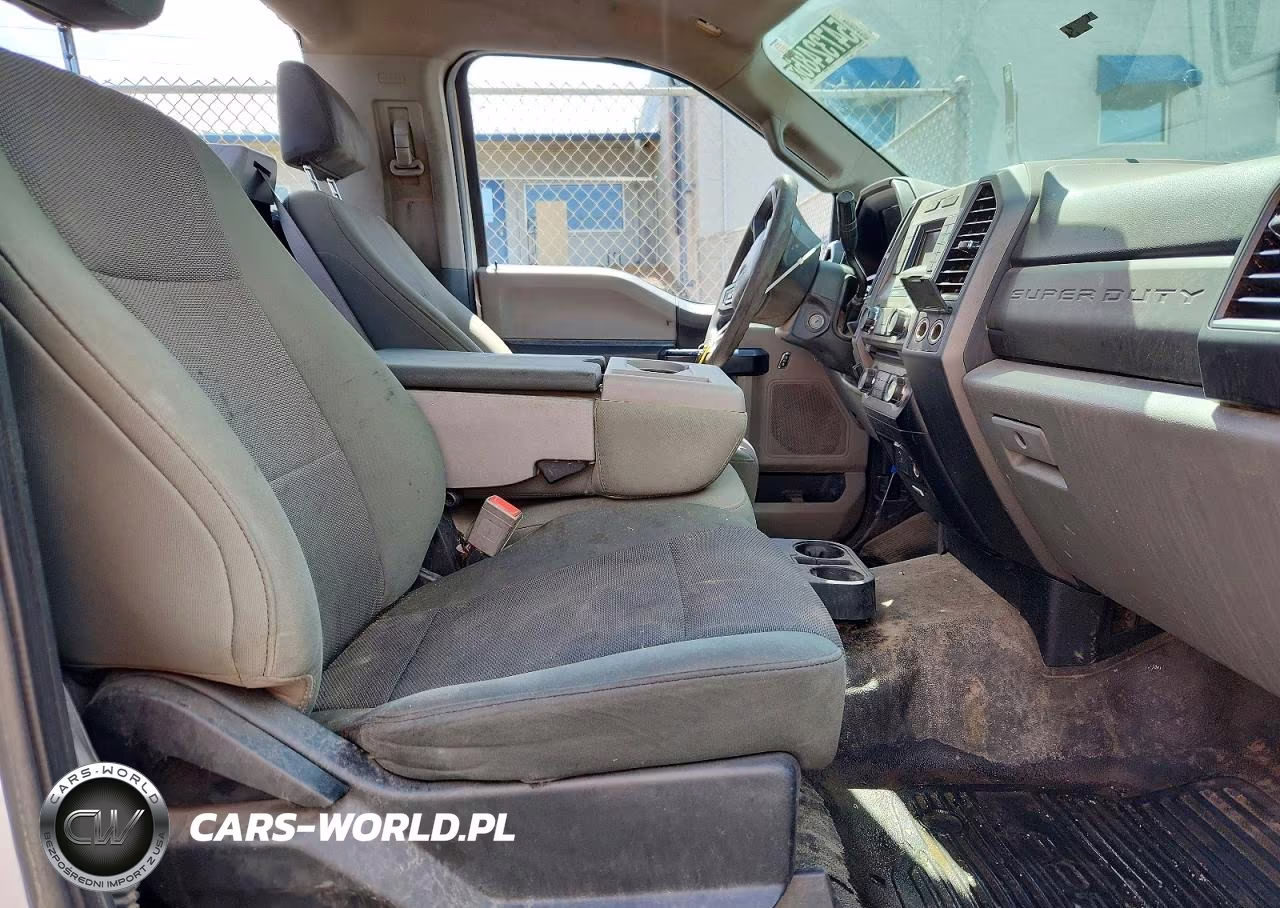 2018 Ford F350 Super Duty VIN:1FDRF3G62JED02908 - 10