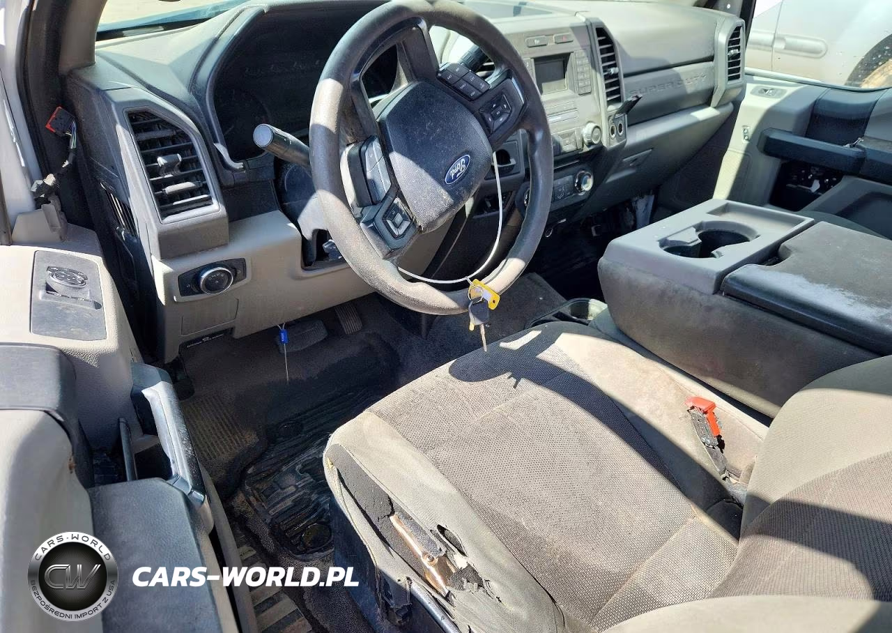 2018 Ford F350 Super Duty VIN:1FDRF3G62JED02908 - 8