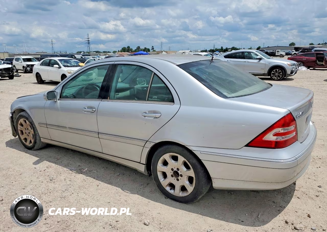 2011 Merz C-Class VIN:WDBRF61J75A655563 - 2