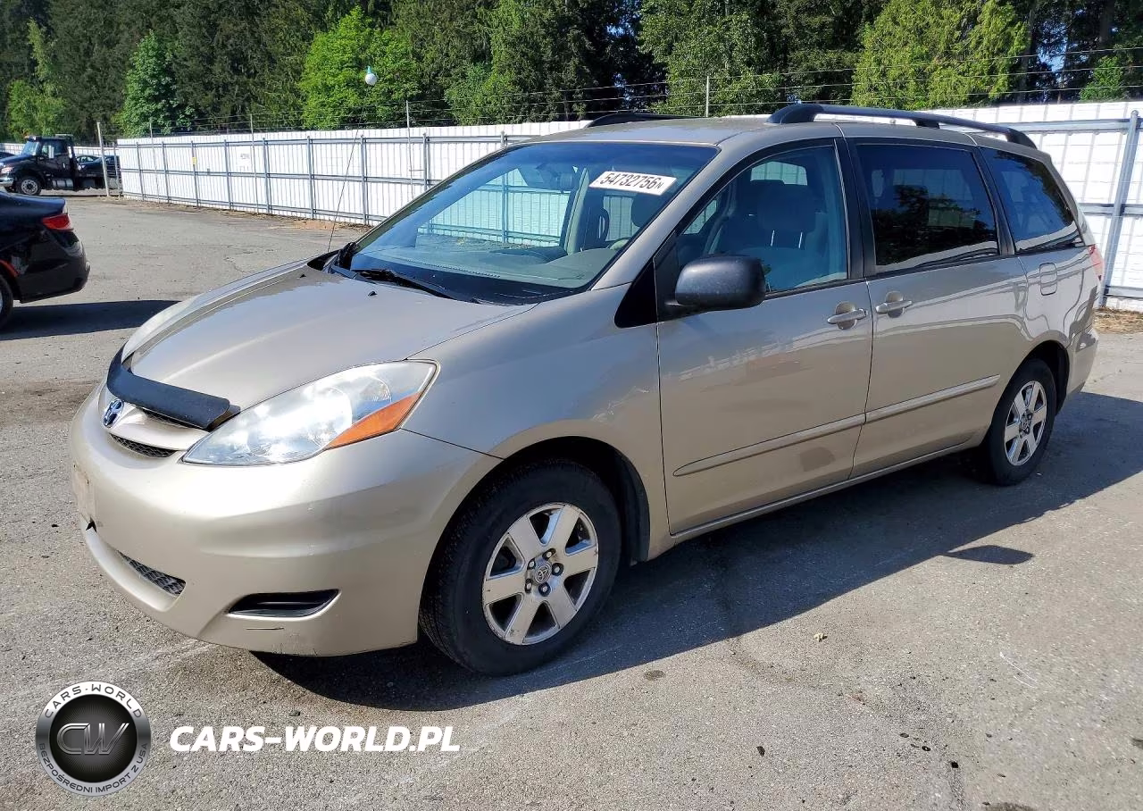 2008 Toyota Sienna Le 7-Passenger
