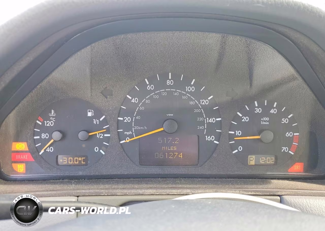 2000 Mercedes-Benz E 430 VIN:WDBJF70J0YB034491 - 9