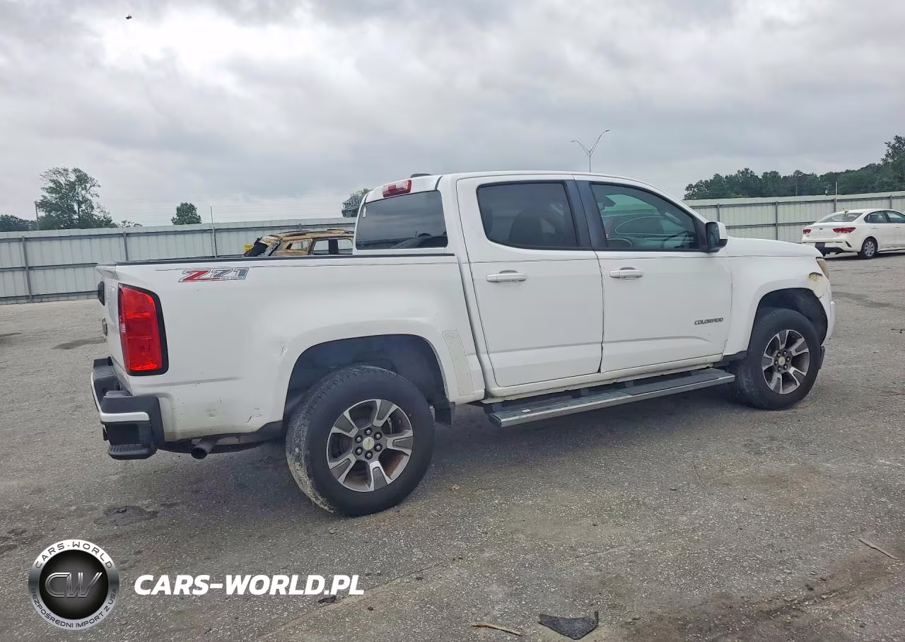 2015 Chevrolet Colorado Z71 VIN:1GCGTCE38F1125373 - 3
