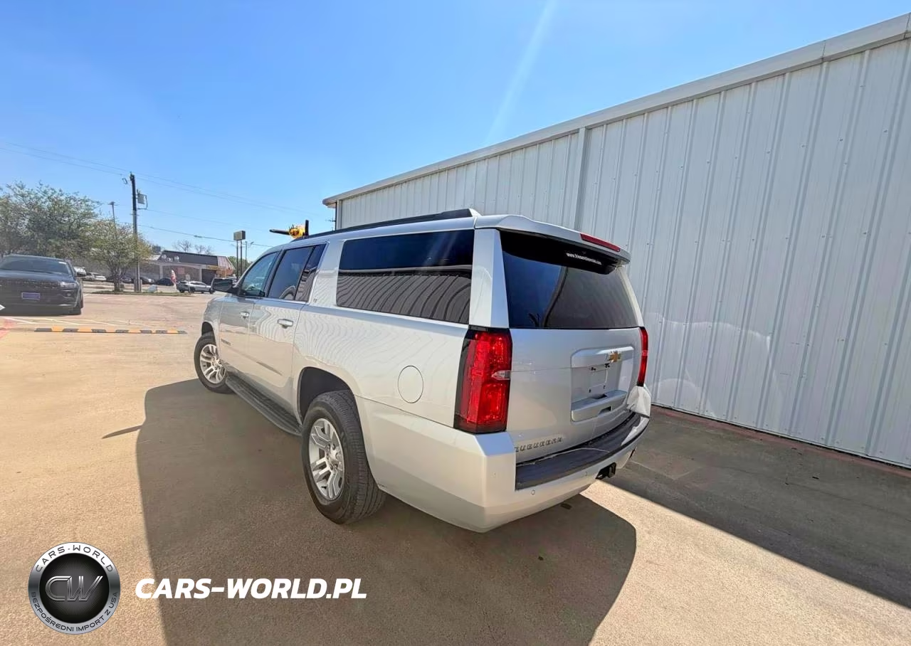 2019 Chevrolet Suburban K1500 Lt VIN:1GNSKHKC3KR392583 - 3