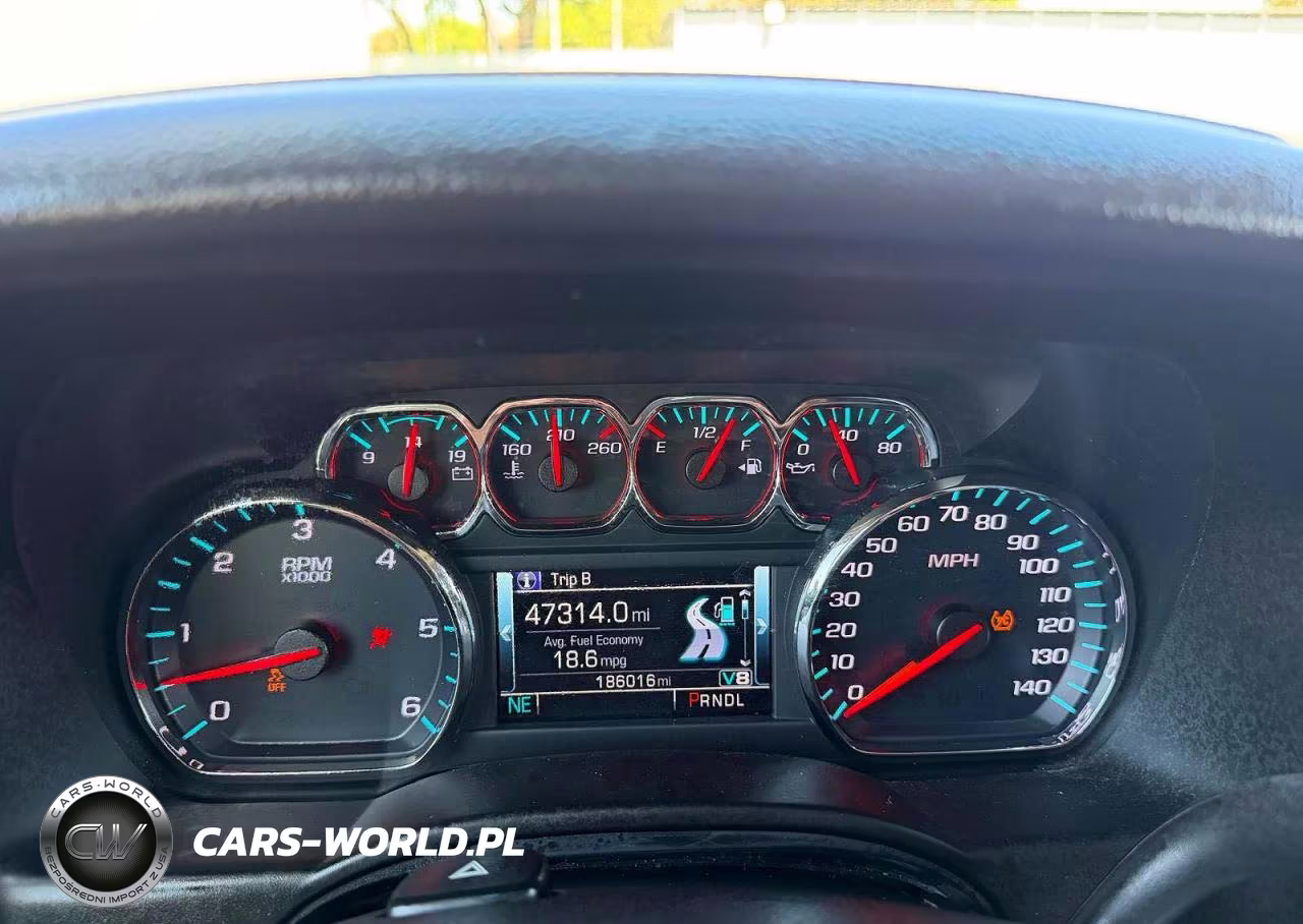 2019 Chevrolet Suburban K1500 Lt VIN:1GNSKHKC3KR392583 - 8