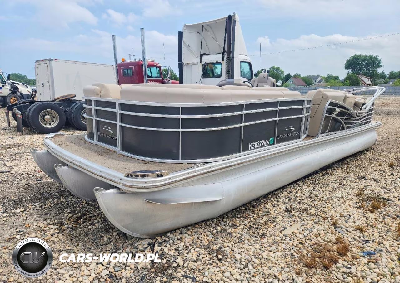 2012 Bennington 2575Rcw Pontoon 26'