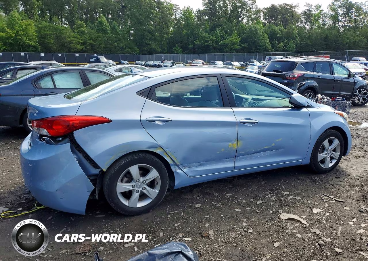 2012 Hyundai Elantra Gls VIN:KMHDH4AE4CU449413 - 3