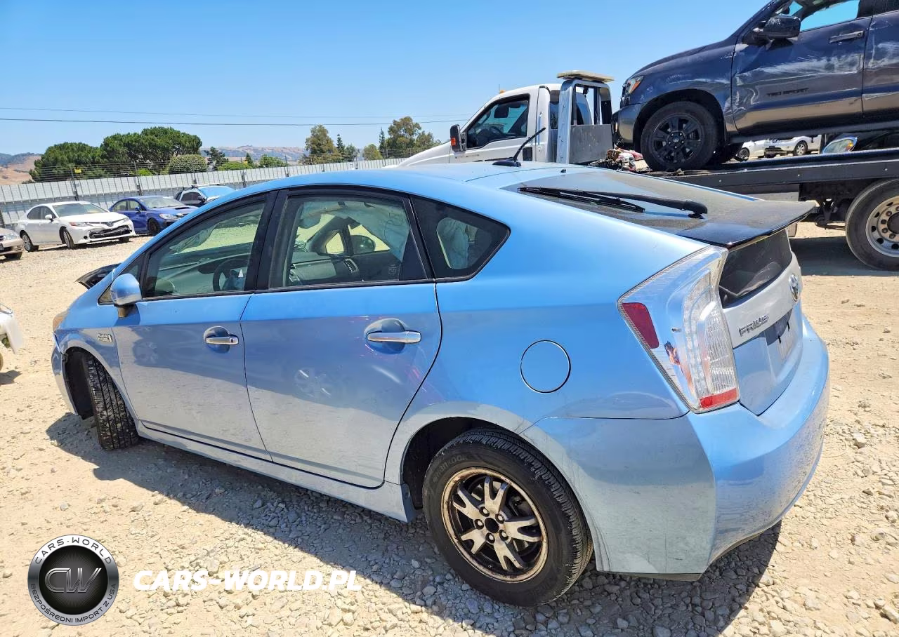 2015 Toyota Prius Plug-In Hybrid Base VIN:JTDKN3DPXF3074973 - 2