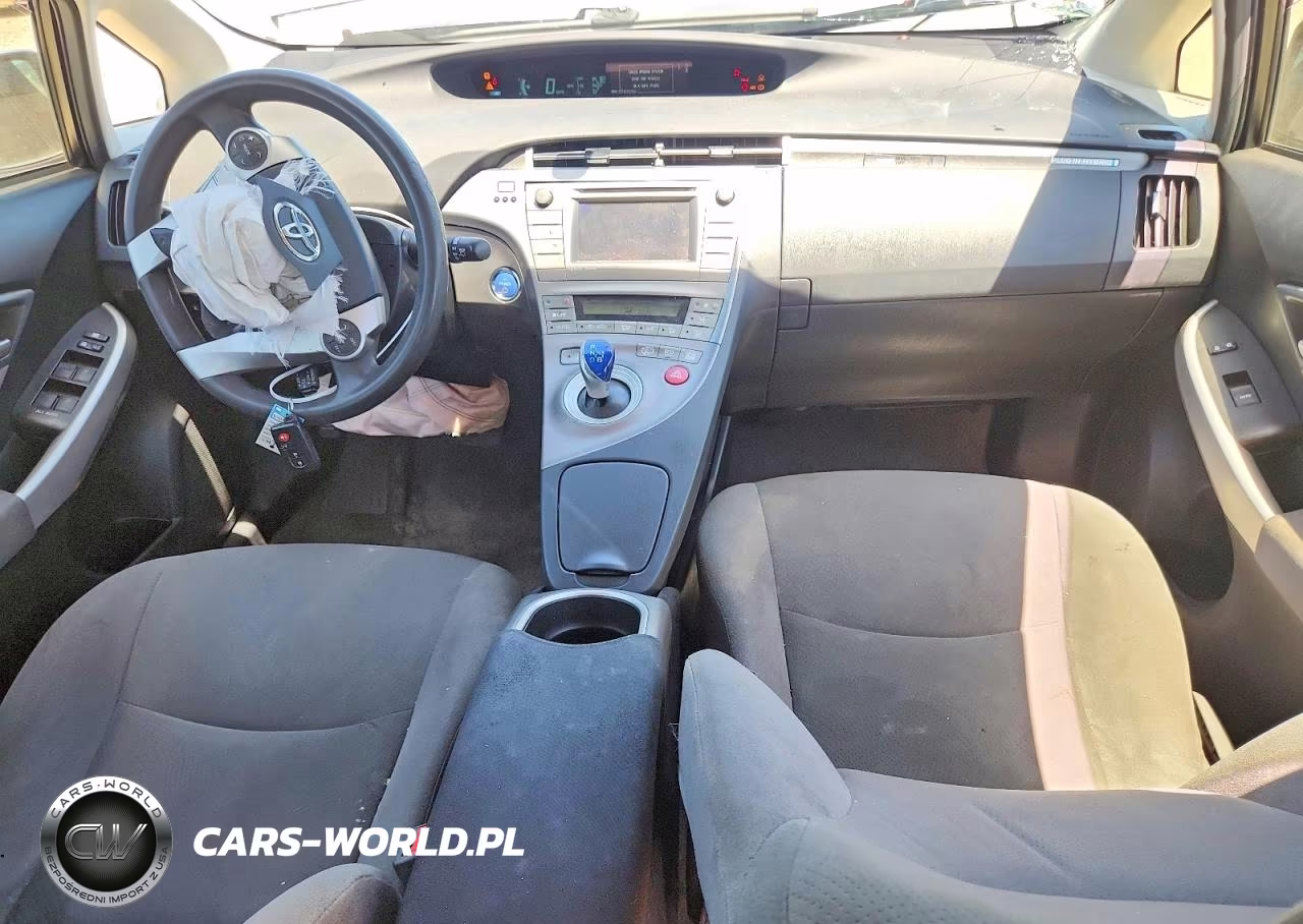 2015 Toyota Prius Plug-In Hybrid Base VIN:JTDKN3DPXF3074973 - 8