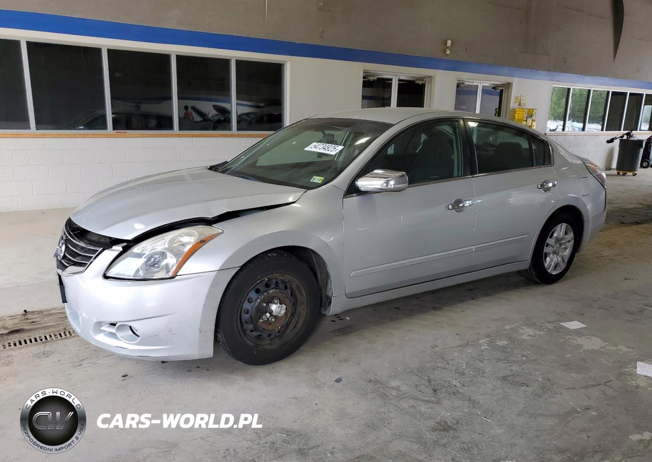 2012 Nissan Altima Base