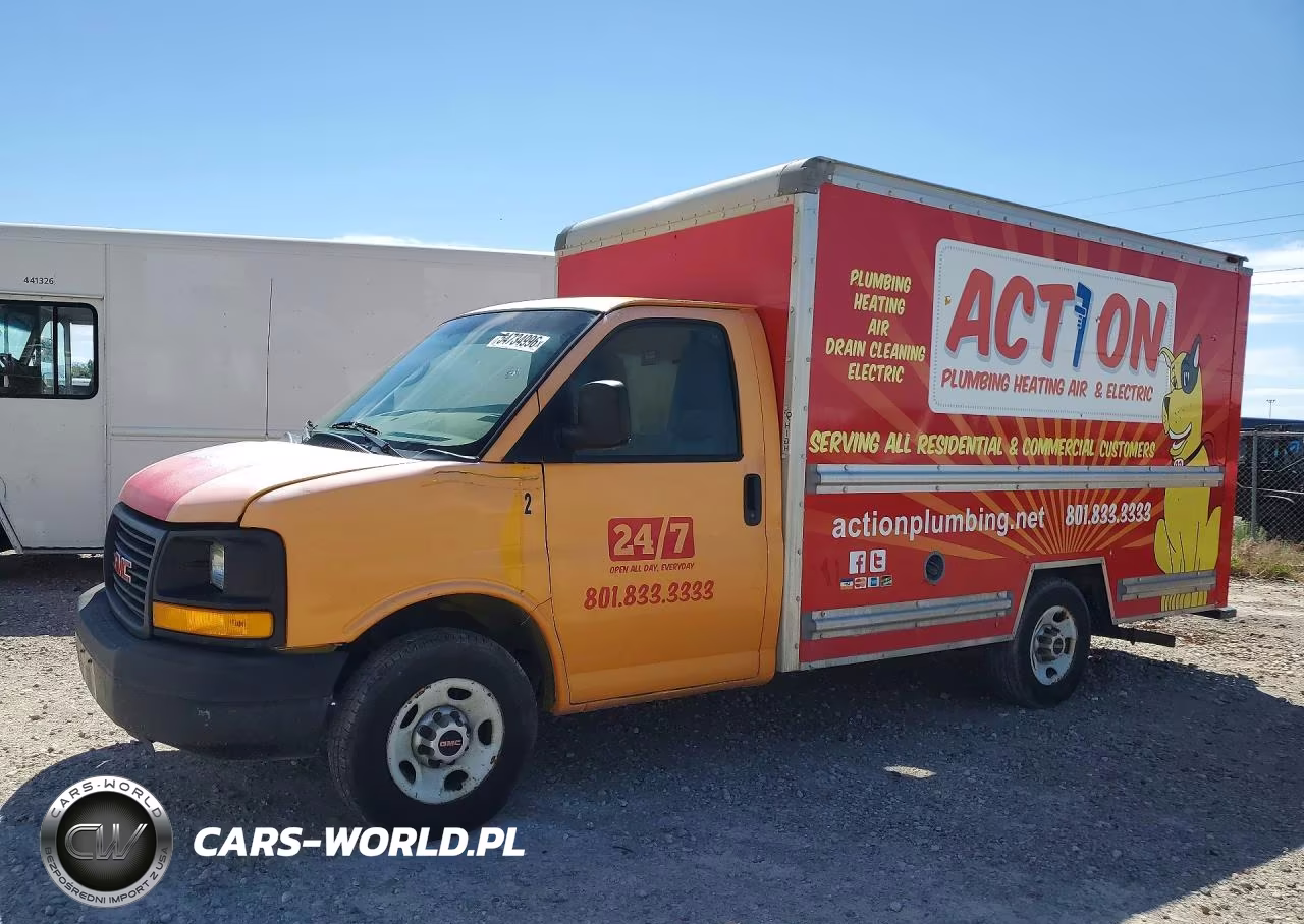 2011 GMC Savana Box Truck