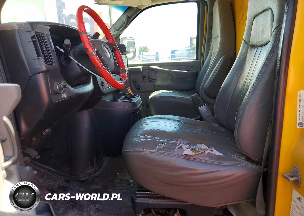 2011 GMC Savana Box Truck VIN:1GDY72CA7B1900644 - 7