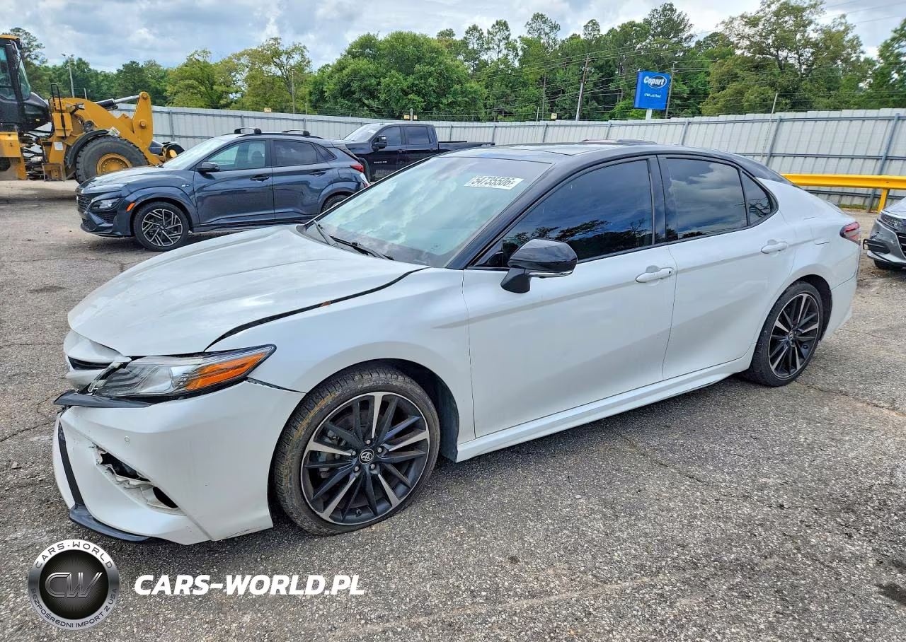 2019 Toyota Camry Xse V6 – zdjęcie 1 z 12