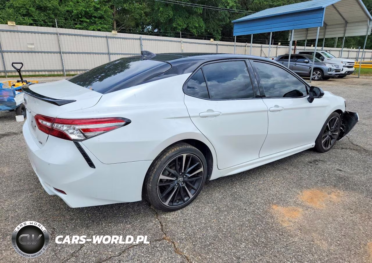 2019 Toyota Camry Xse V6 VIN:4T1BZ1HKXKU031550 - 3